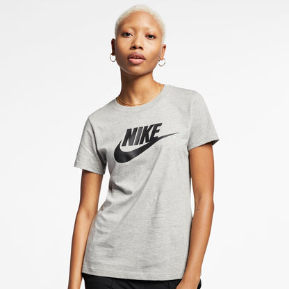 Nike Women's Sportswear Essential T-Shirt T-Shirts