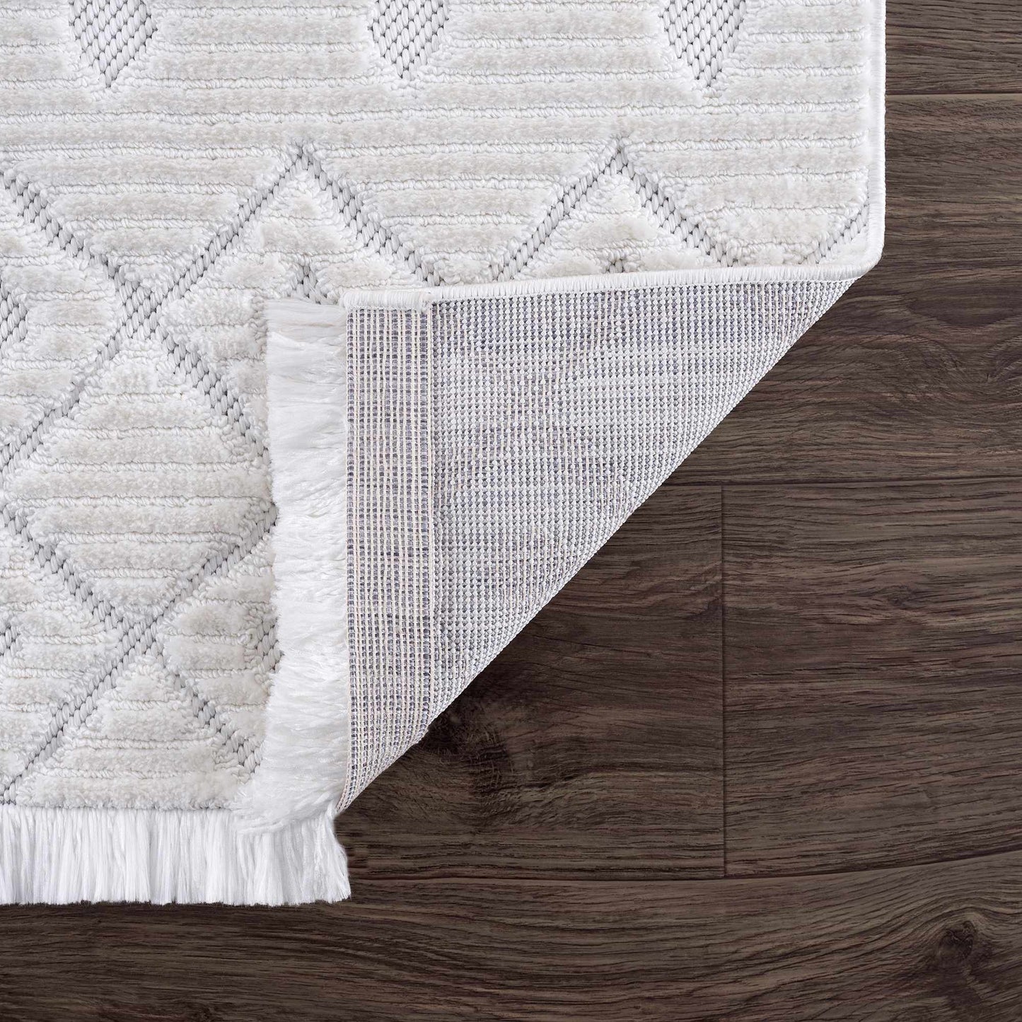 Ivory Beil 3D Fringe Area Rug - Clearance