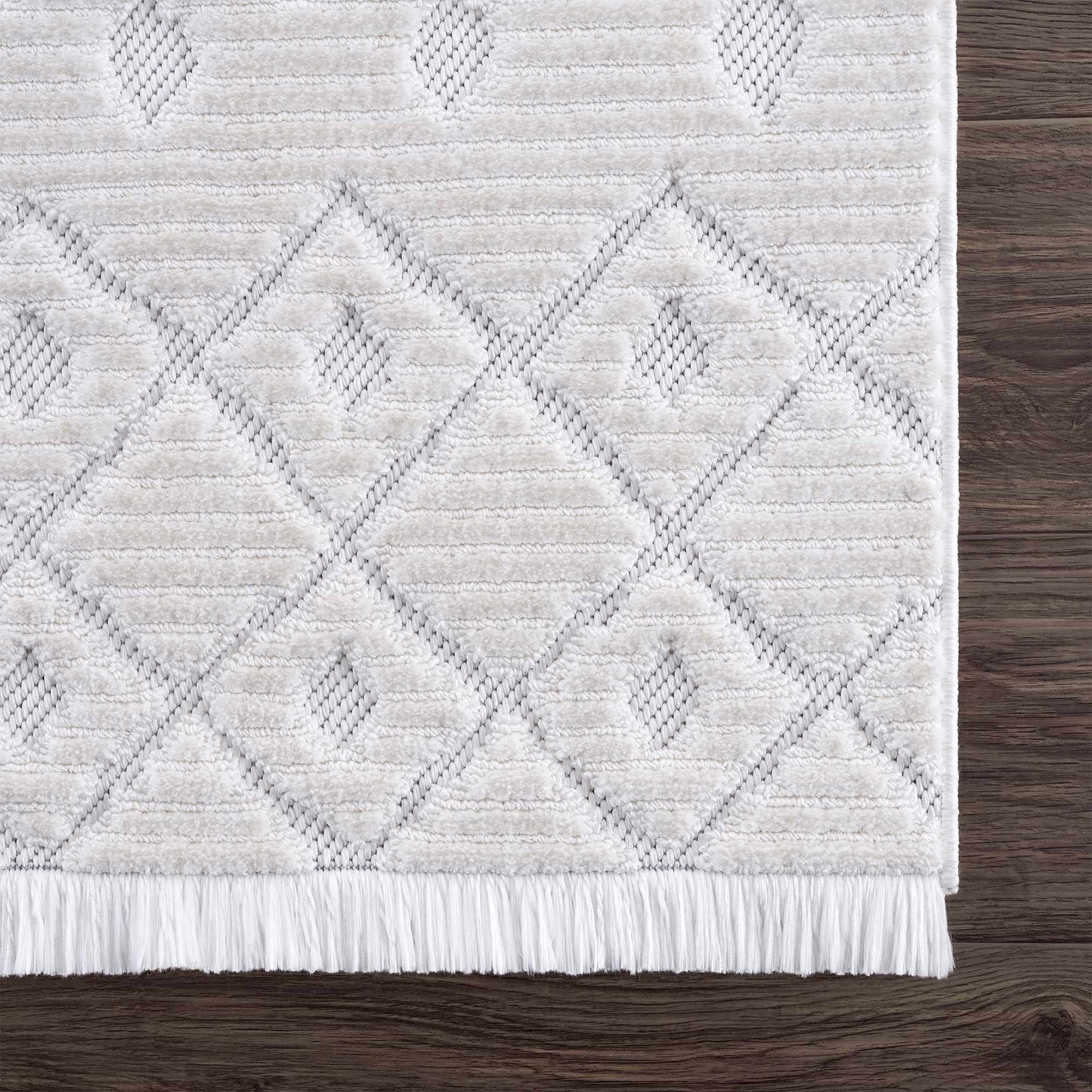 Ivory Beil 3D Fringe Area Rug - Clearance