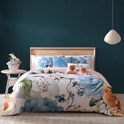 Blue Floral / Beige-