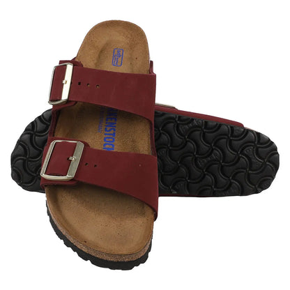Maroon-