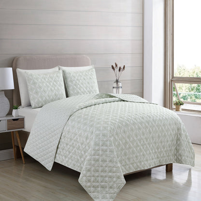 Patina Vie Maison Vintage Floral Printed Quilt Set With Shams