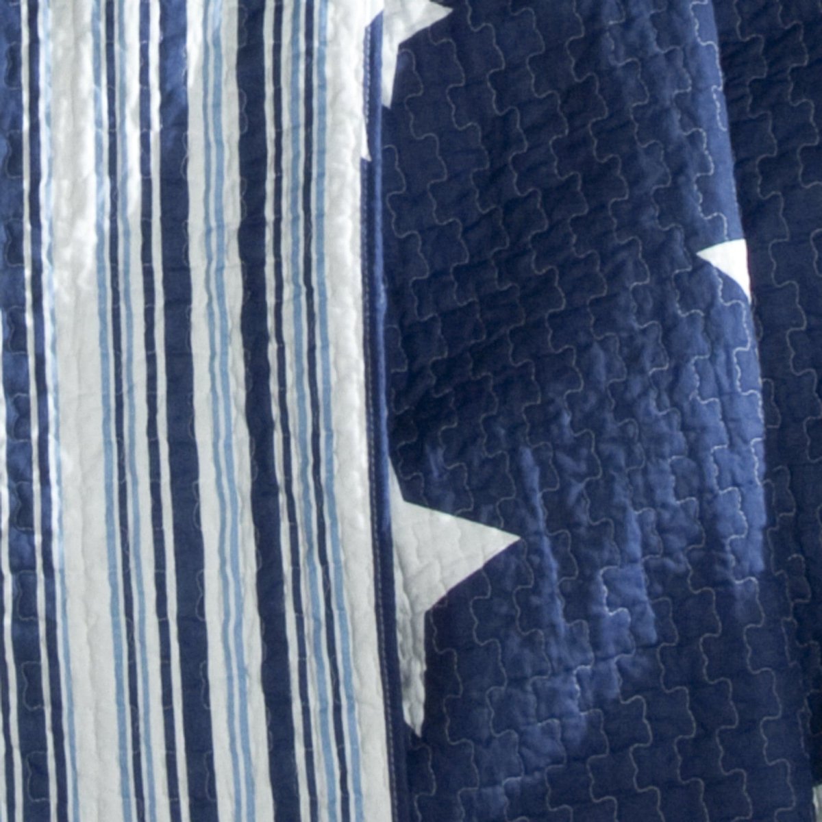 Star Reviersible 2 Piece Quilt Set Twin Size