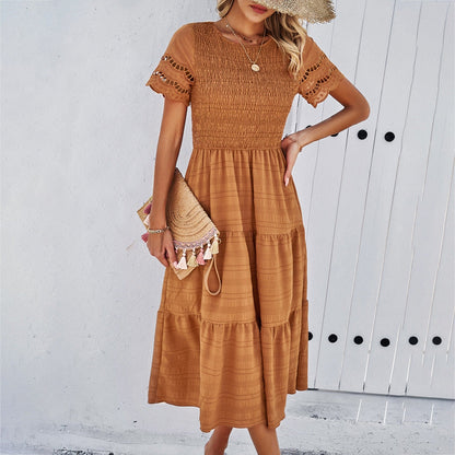 Spring and Summer Solid Color Temperament With a Pleated Hollow Dress