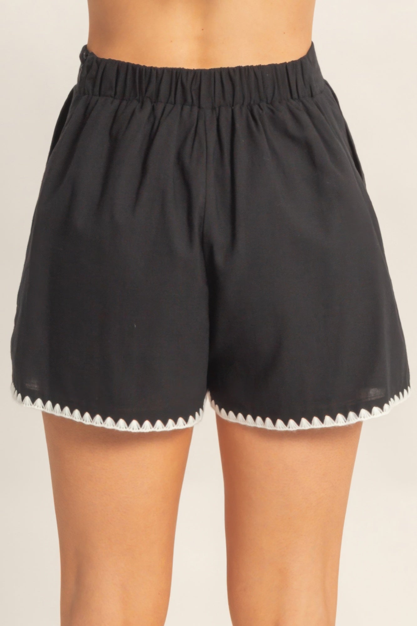 Scallop Trim High-waisted Shorts