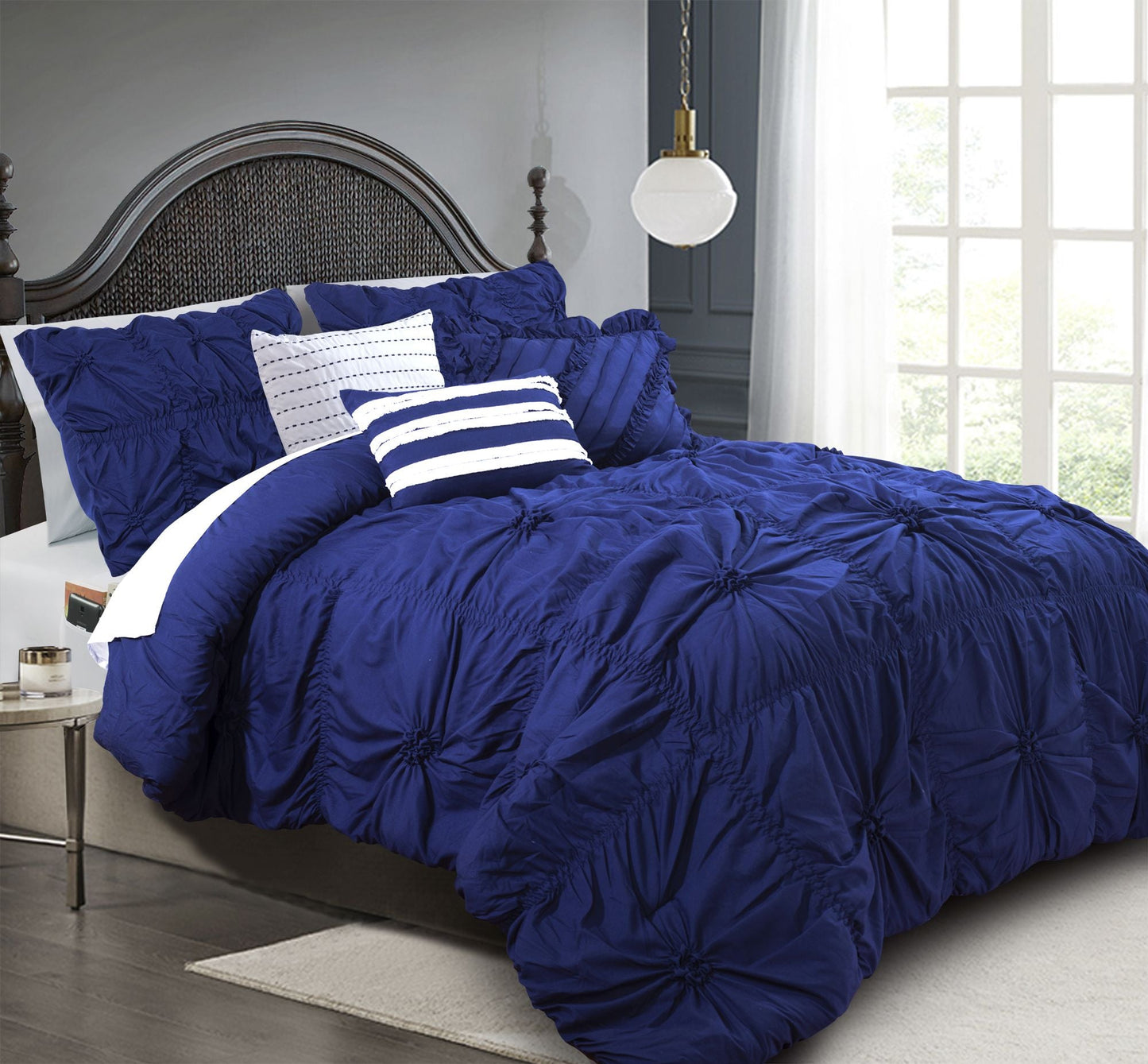 Mocassi 12-Piece Amy Oversized Comforter Set - Includes 6-Piece Sheet Set with Double Sided Storage Pockets