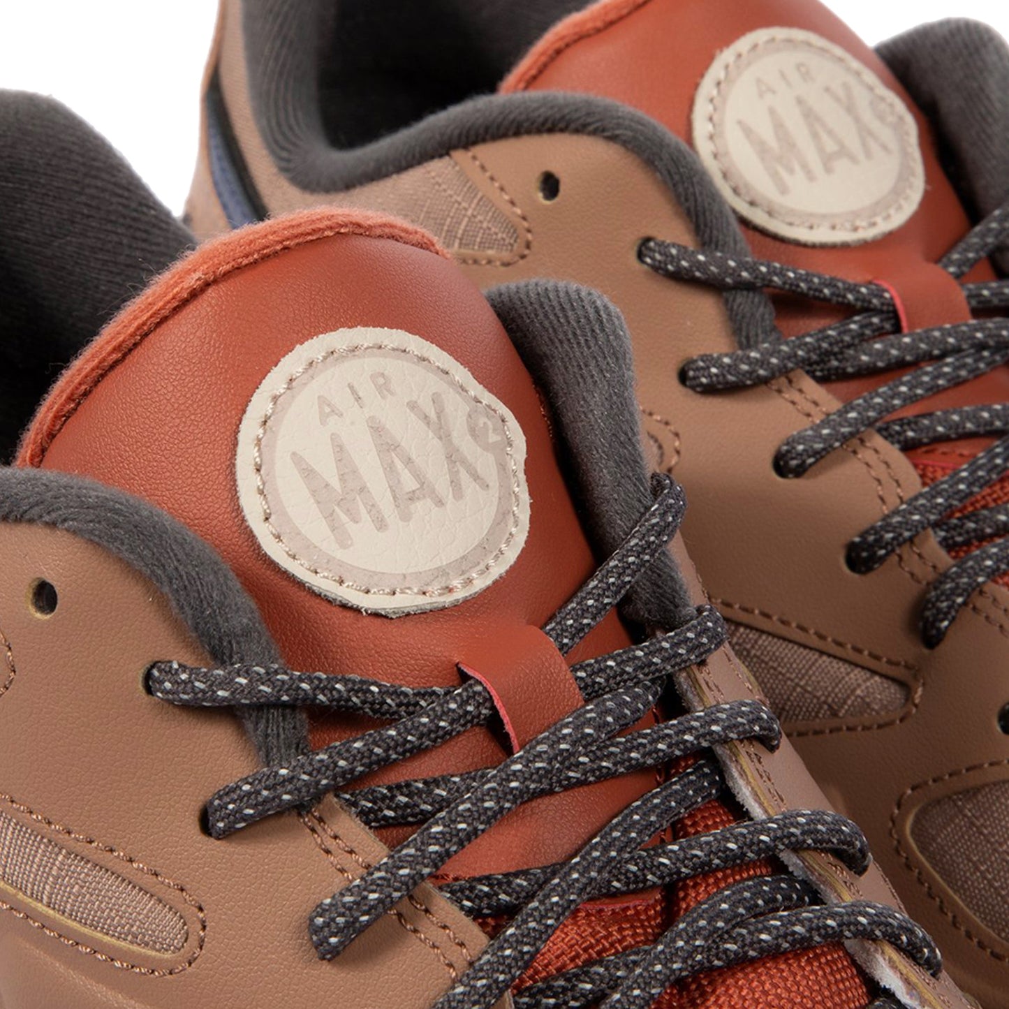 Nike Men's Air Max 2 Light Lx Sneakers