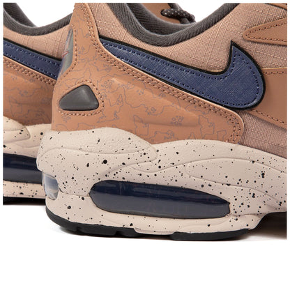 Nike Men's Air Max 2 Light Lx Sneakers