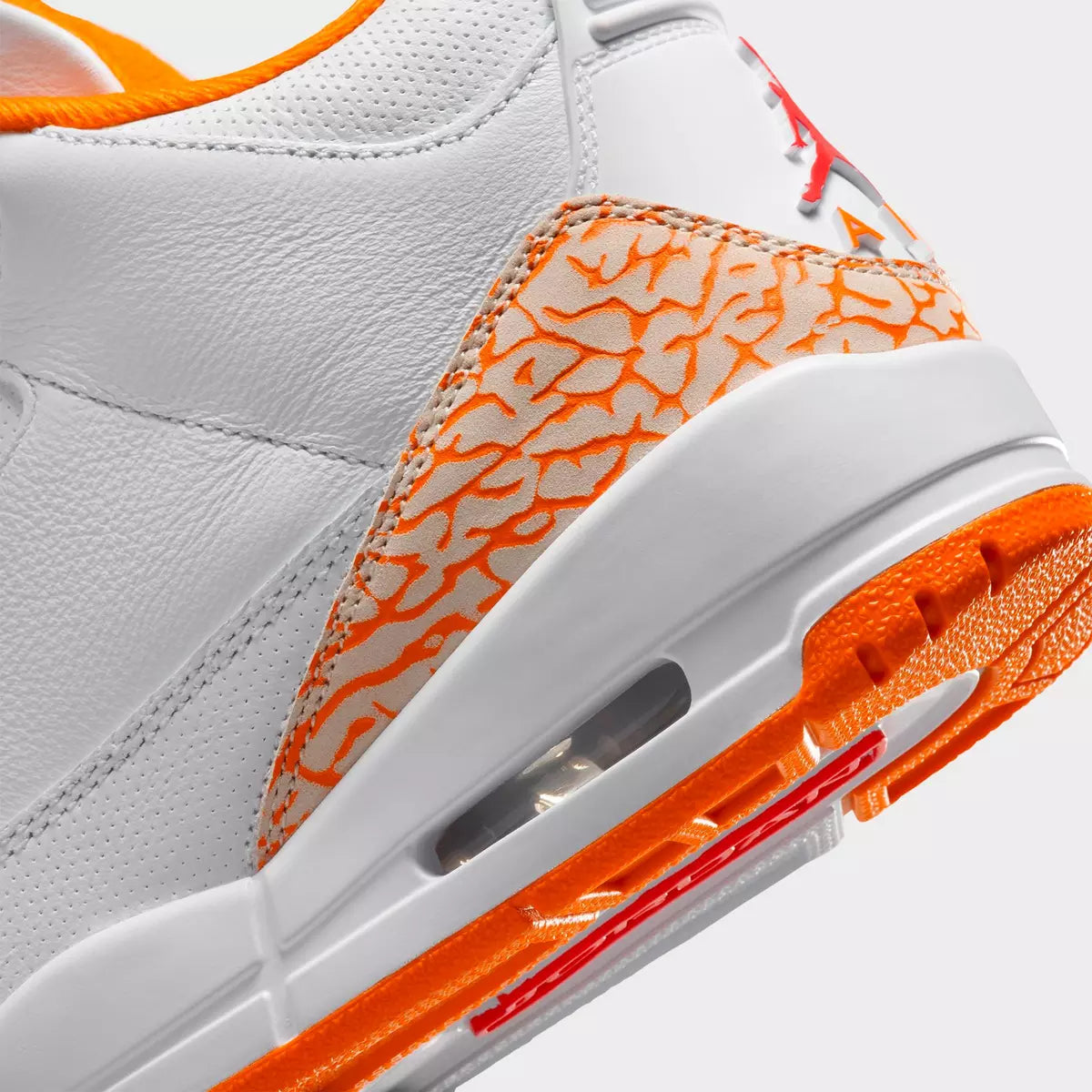 Women's Air Jordan 3 Retro - Orange Citrus