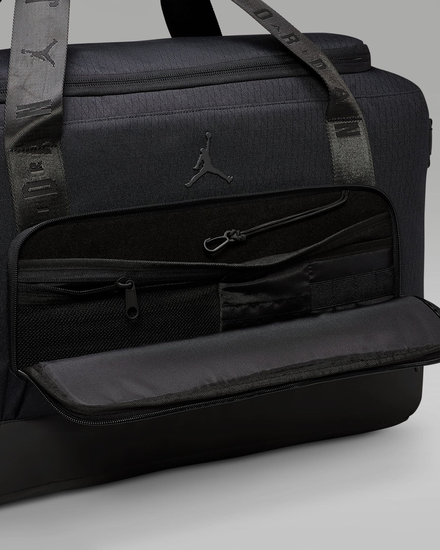 Air Jordan Men's Collectors Duffel 44L Bag