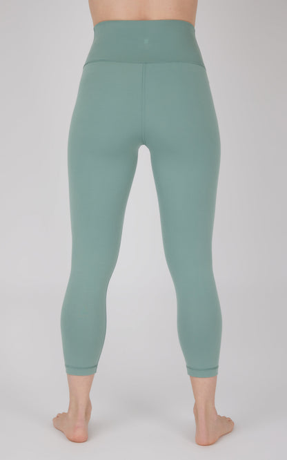 Lux Elastic Free High Waist Capri