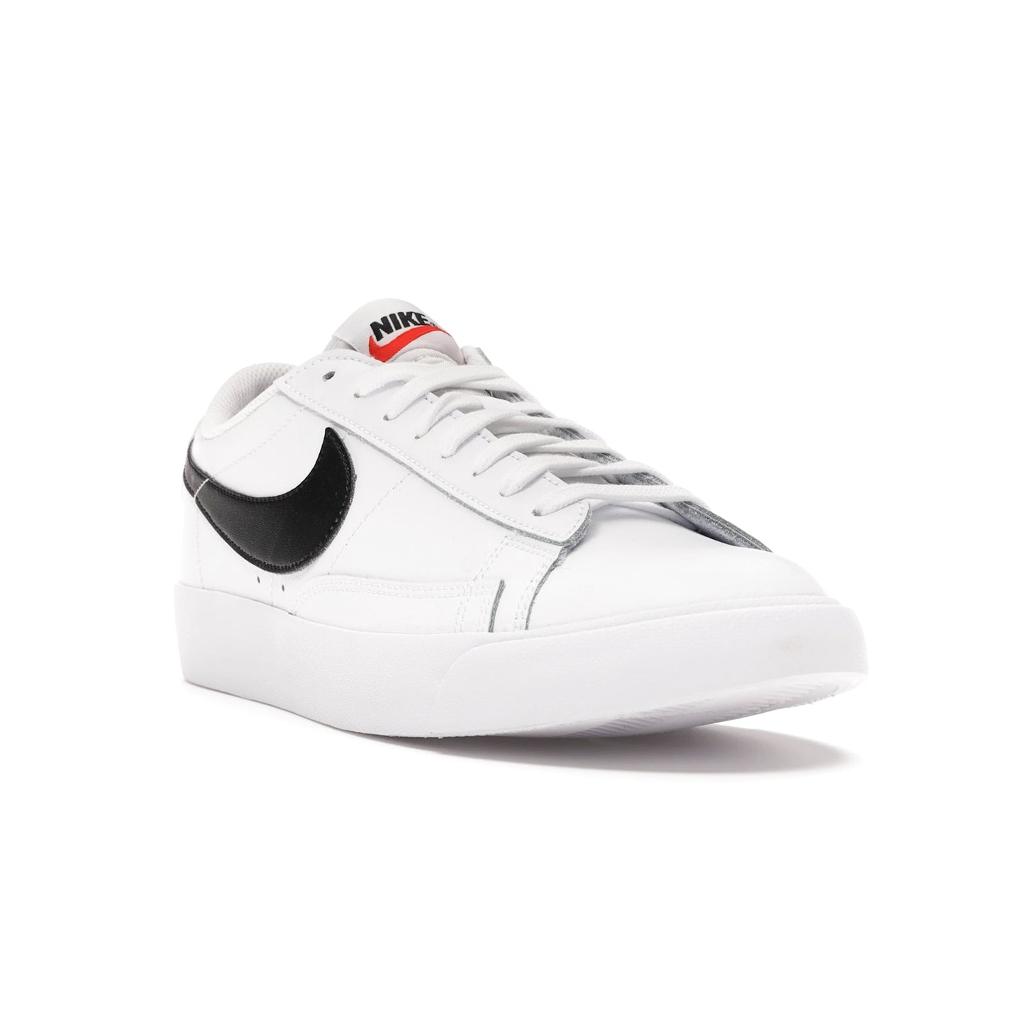 Nike Men's Blazer Low Leather Sneakers