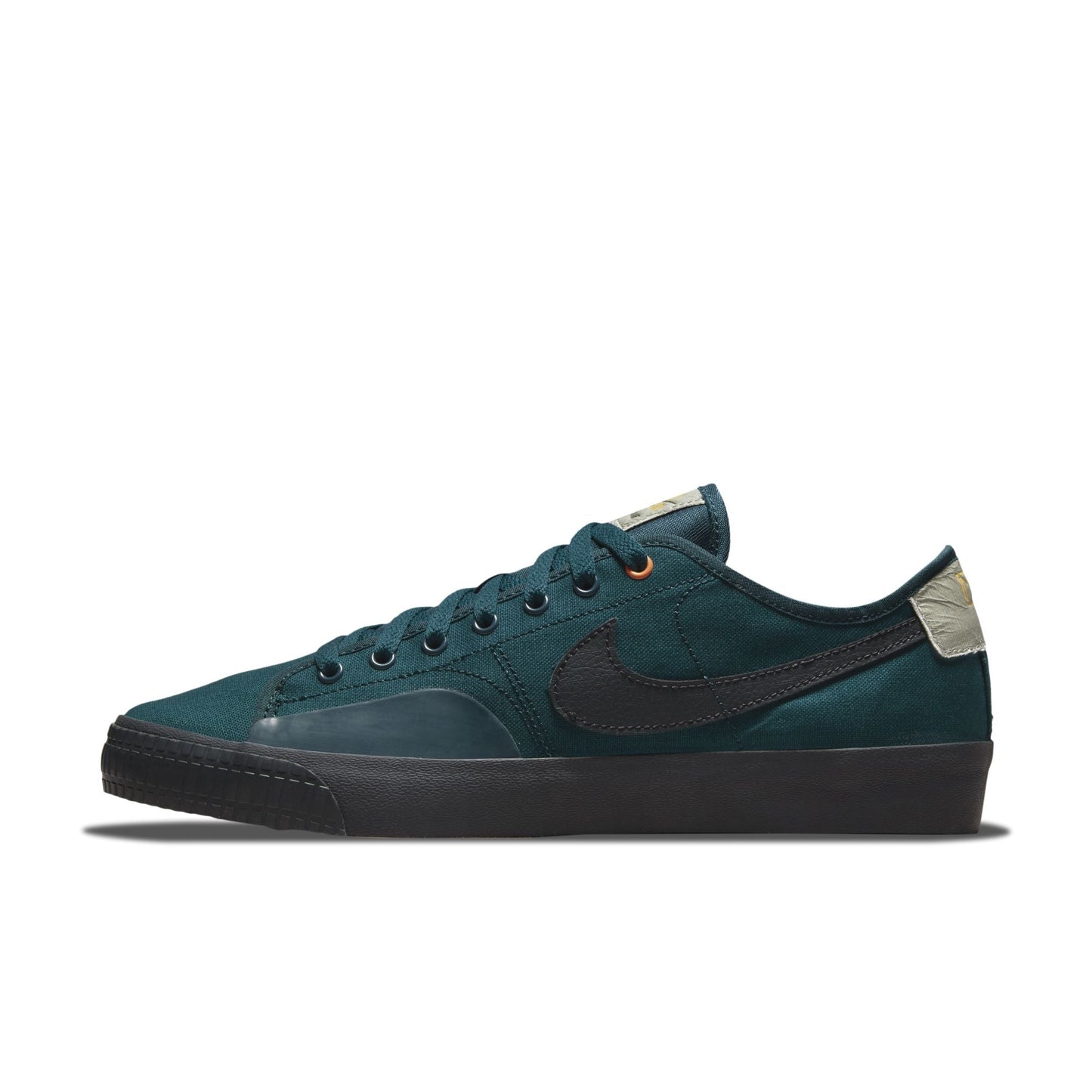 Nike Men's Daan Van Der Linden X Blazer Court Sb Sneakers