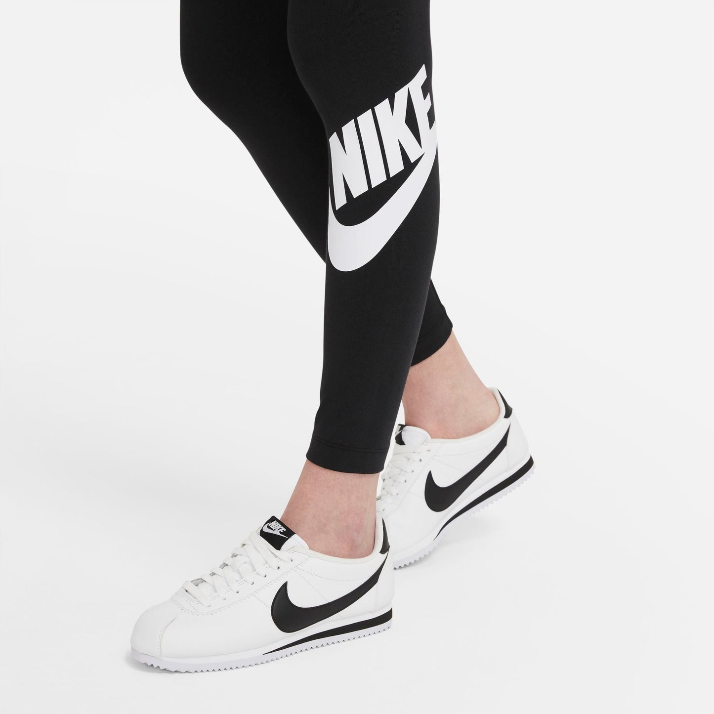 Nike Women's High-Waisted Logo Leggings