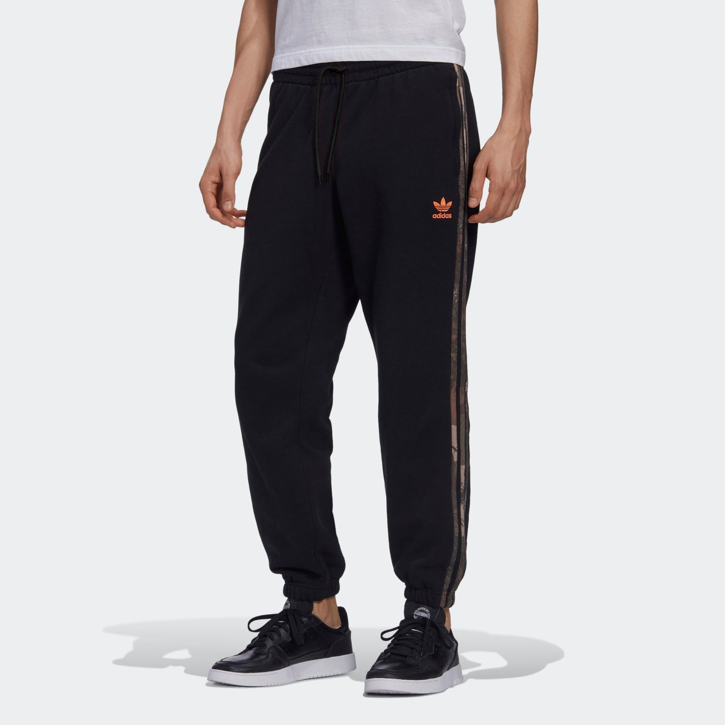 Men's adidas Originals Camo Sweatpant