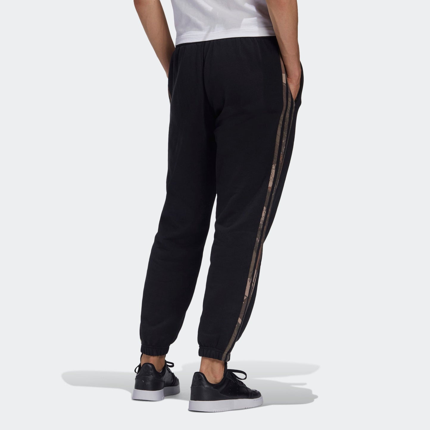 Men's adidas Originals Camo Sweatpant