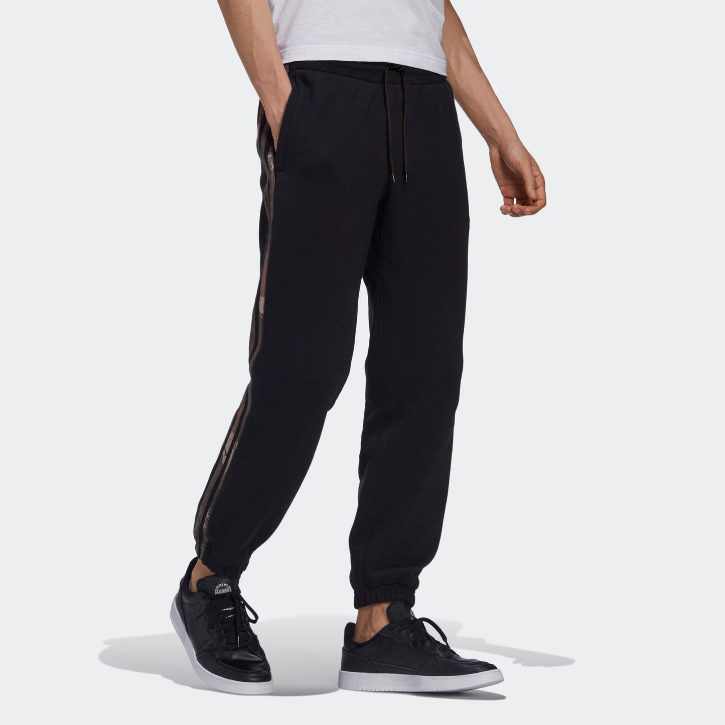 Men's adidas Originals Camo Sweatpant