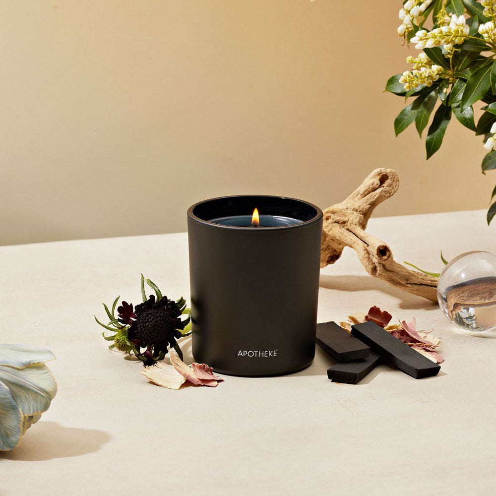 APOTHEKE Charcoal Classic Candle