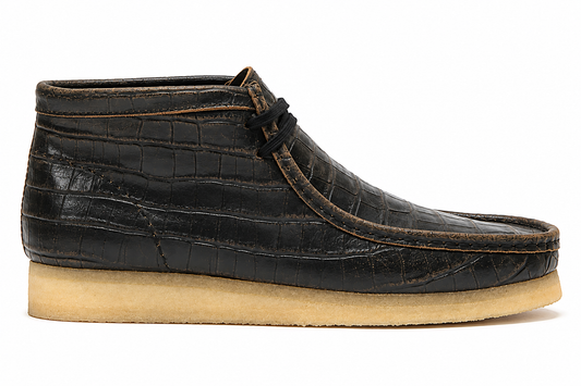 Clarks Women's Wallabee Boot Blkcroc Distress Booties