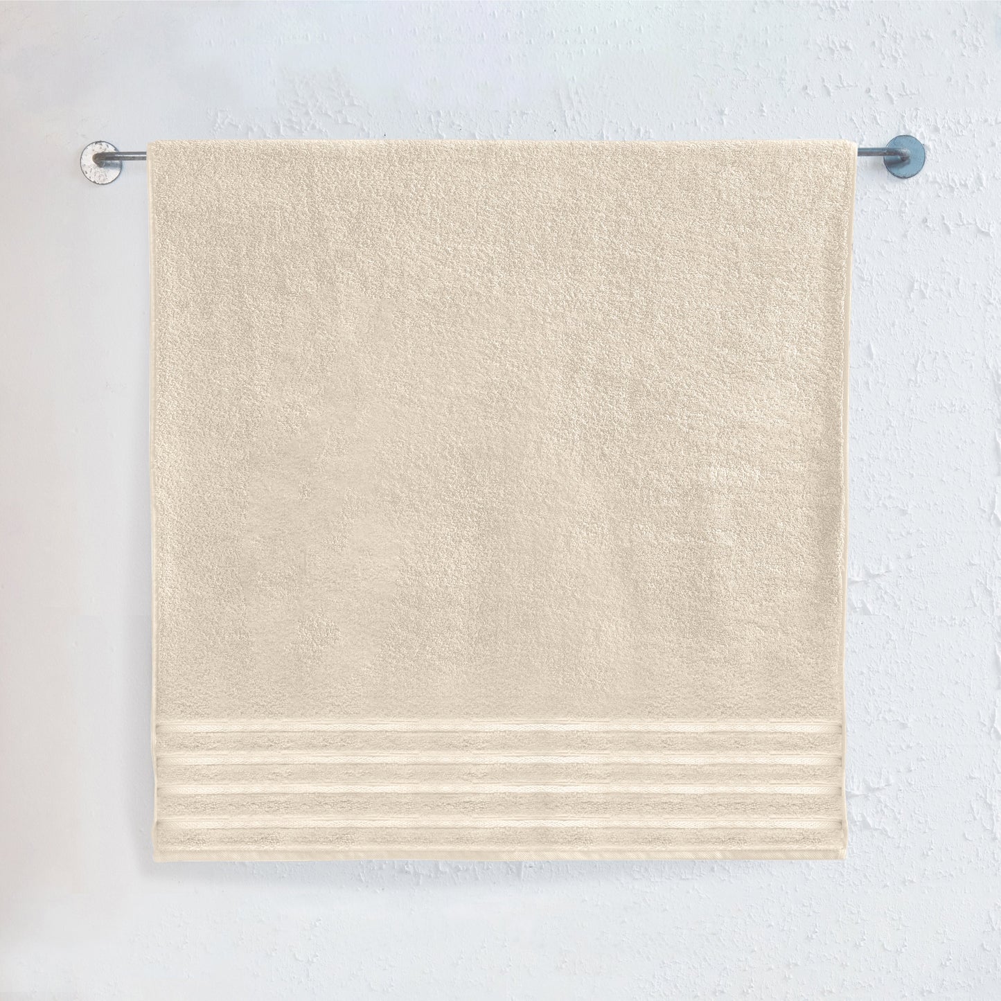 Elegant Comfort 1-Piece Premium Turkish Cotton 4 Lines Stripe Jumbo Towel, 35x 70 inch