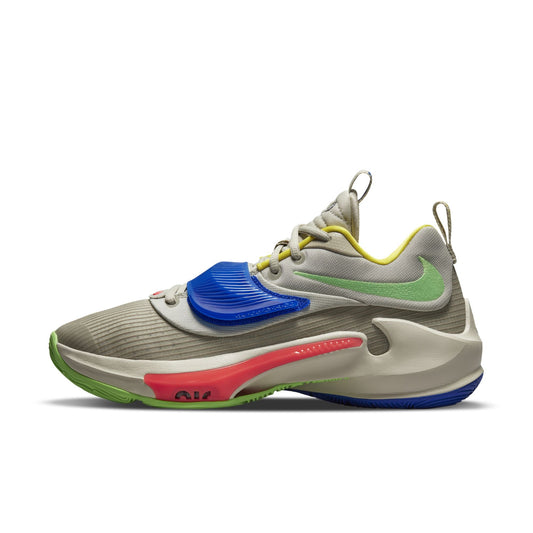 Nike Men's Zoom Freak 3 Sneakers
