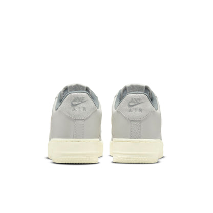 Nike Men's Air Force 1 Low '07 'Jewel Light Bone Coconut Milk'