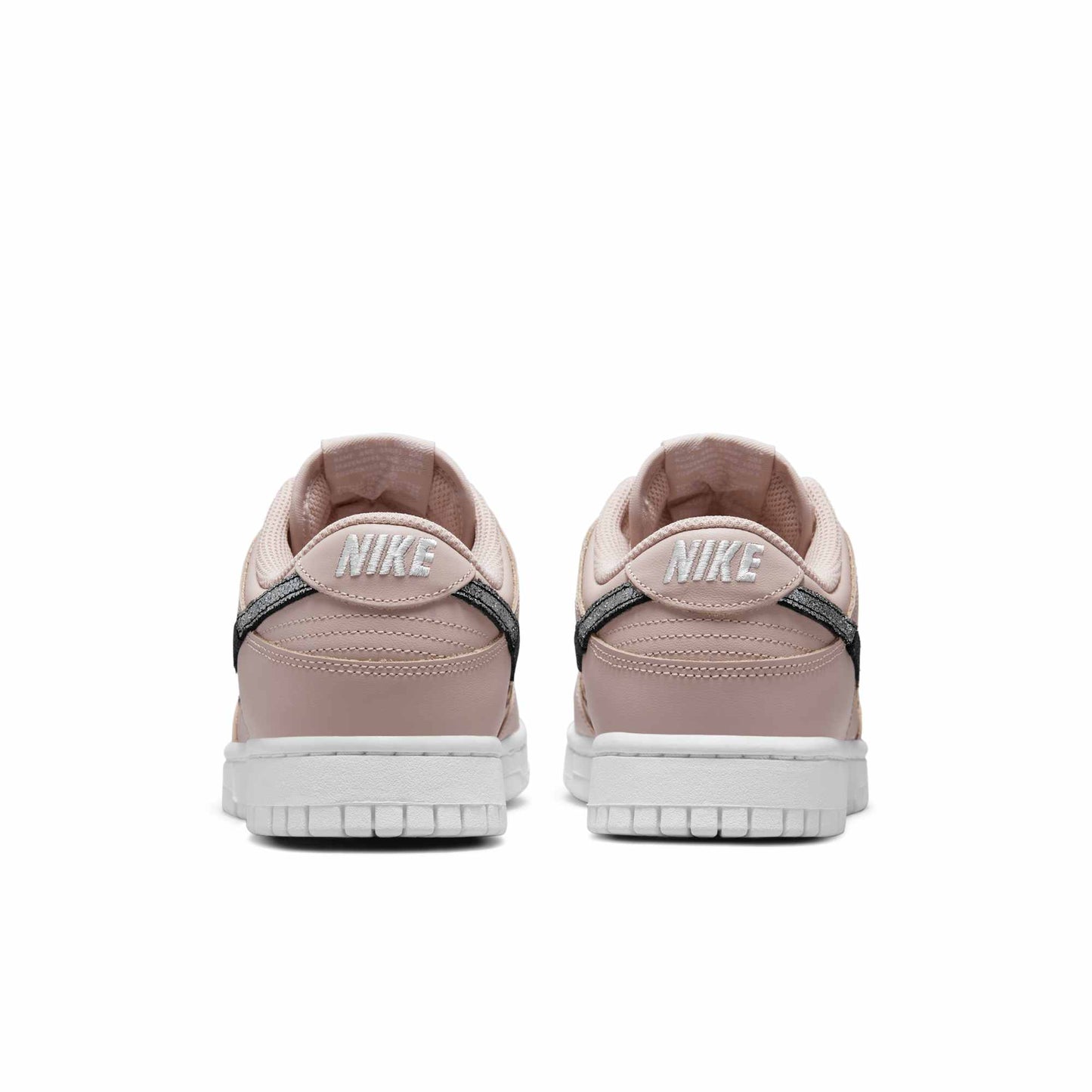 Nike Women's Dunk Low Se 'Primal Pink' Sneakers