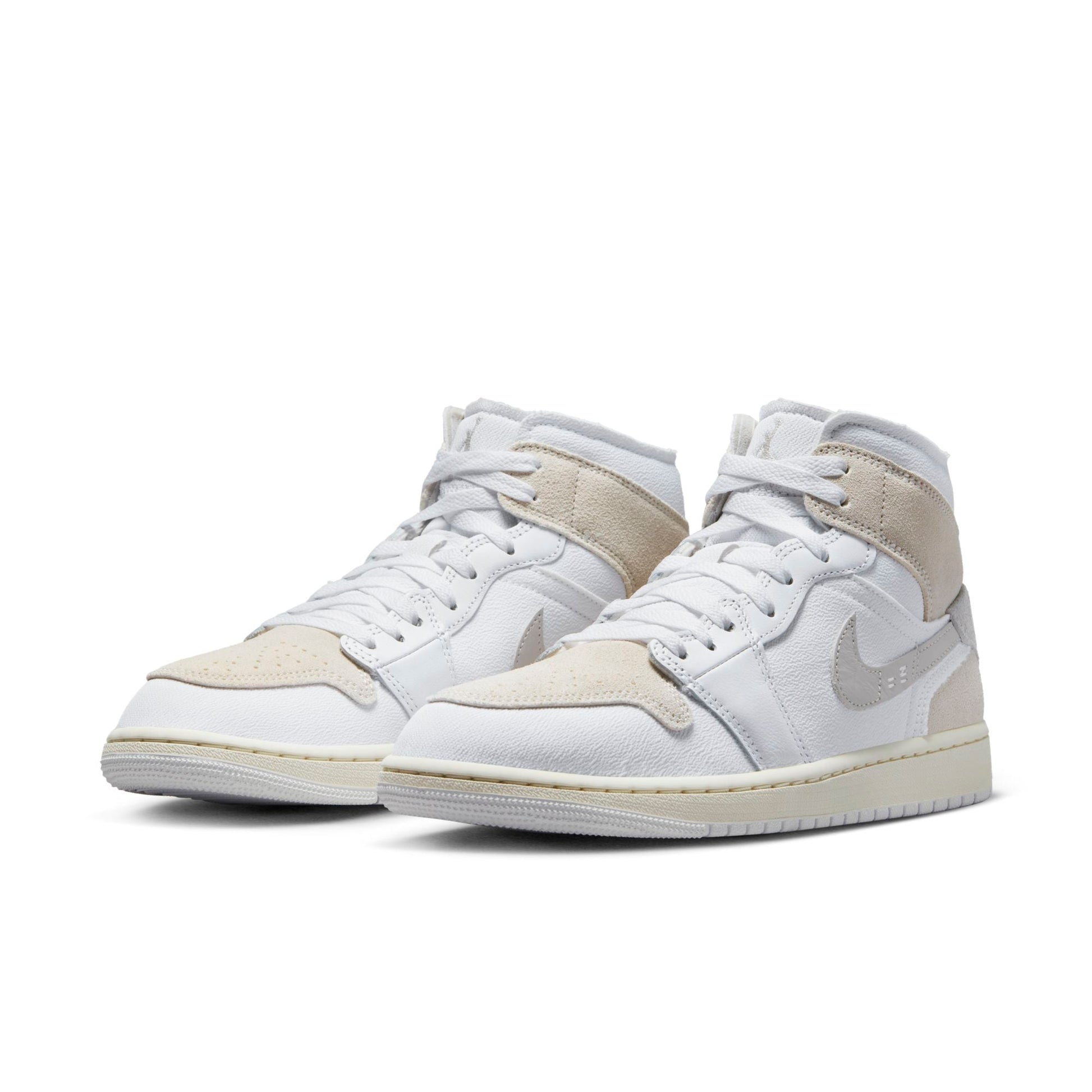 White/Light Orewood Brown/Tech Grey/Sail-