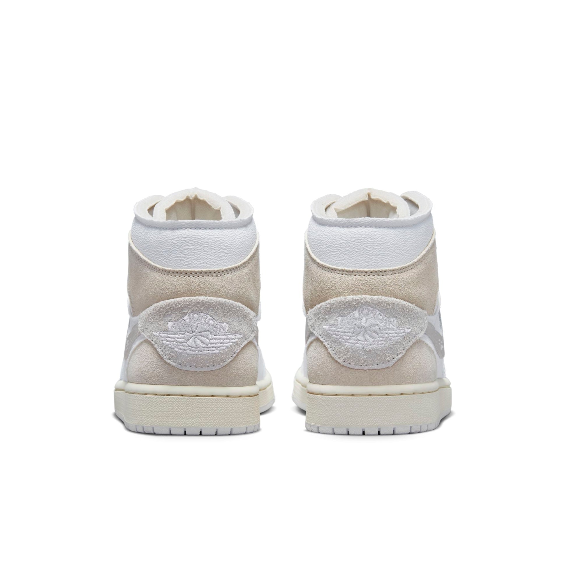 White/Light Orewood Brown/Tech Grey/Sail-