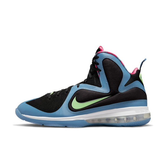 Nike Men's Lebron 9 Sneakers