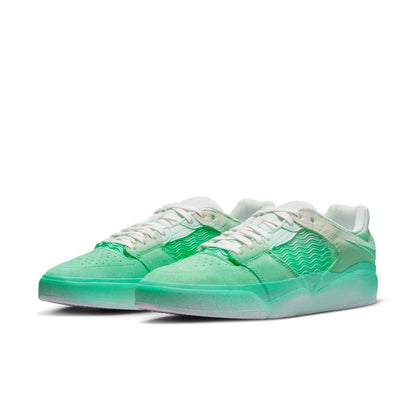Nike Men's Sb Ishod Wair Premium 'Light Menta' Sneakers