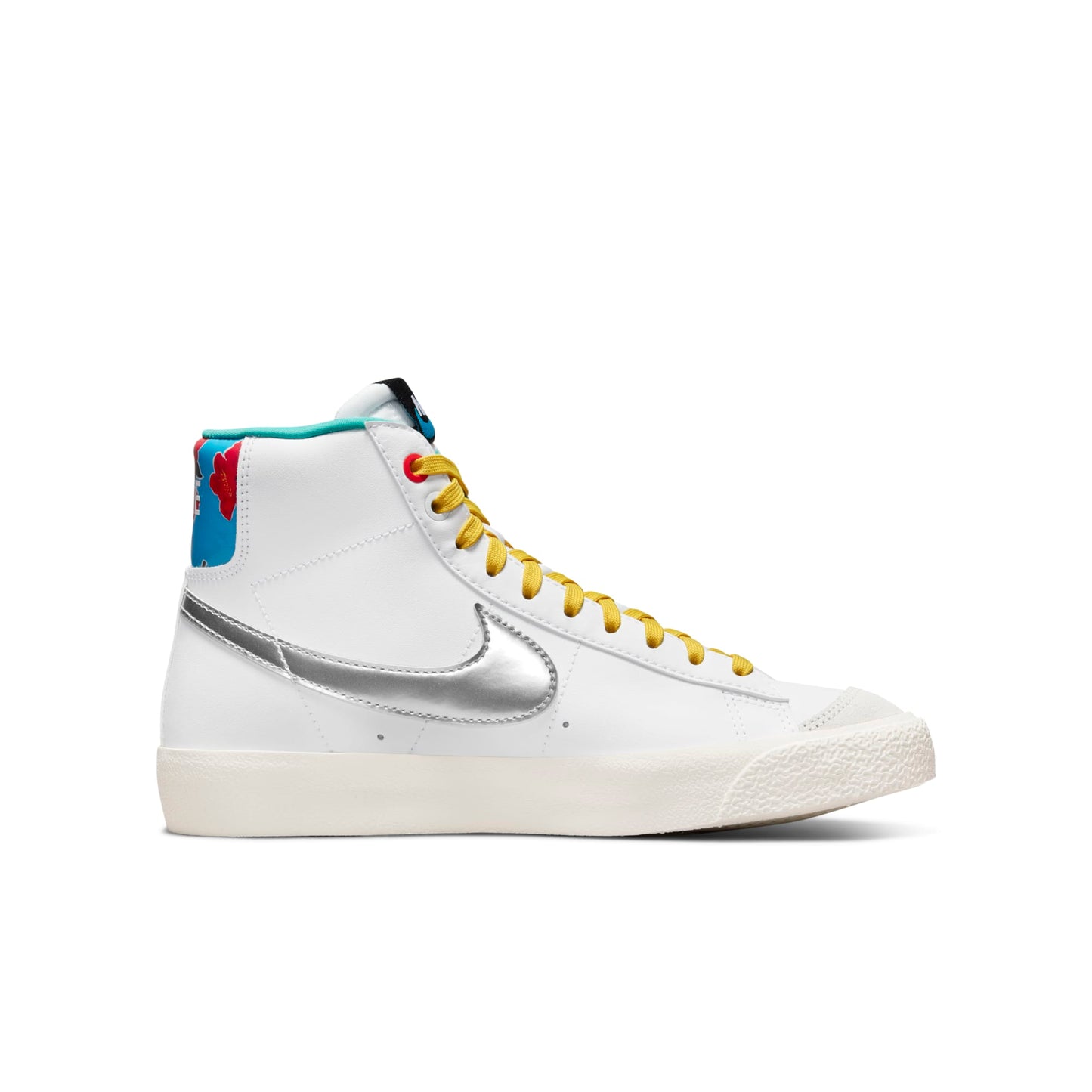 Nike Grade School Blazer Mid 77 'White Vivid Sulfur Gs' Sneakers