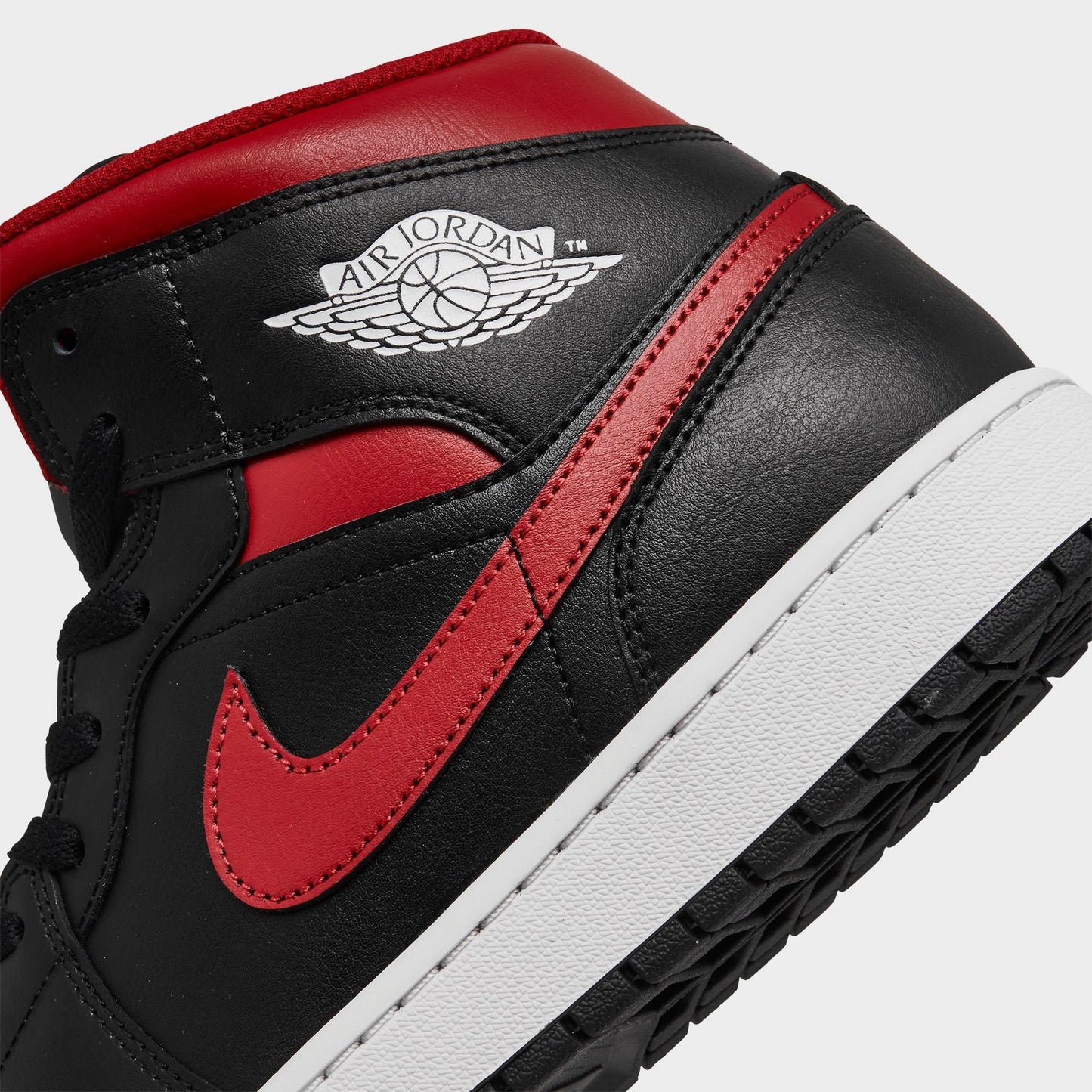 Men's Air Jordan Retro 1 Mid