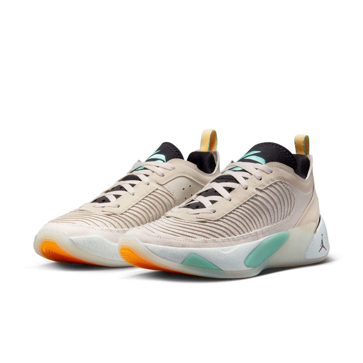 Light Orewood Brown/Light Menta/Black/Barely Green-