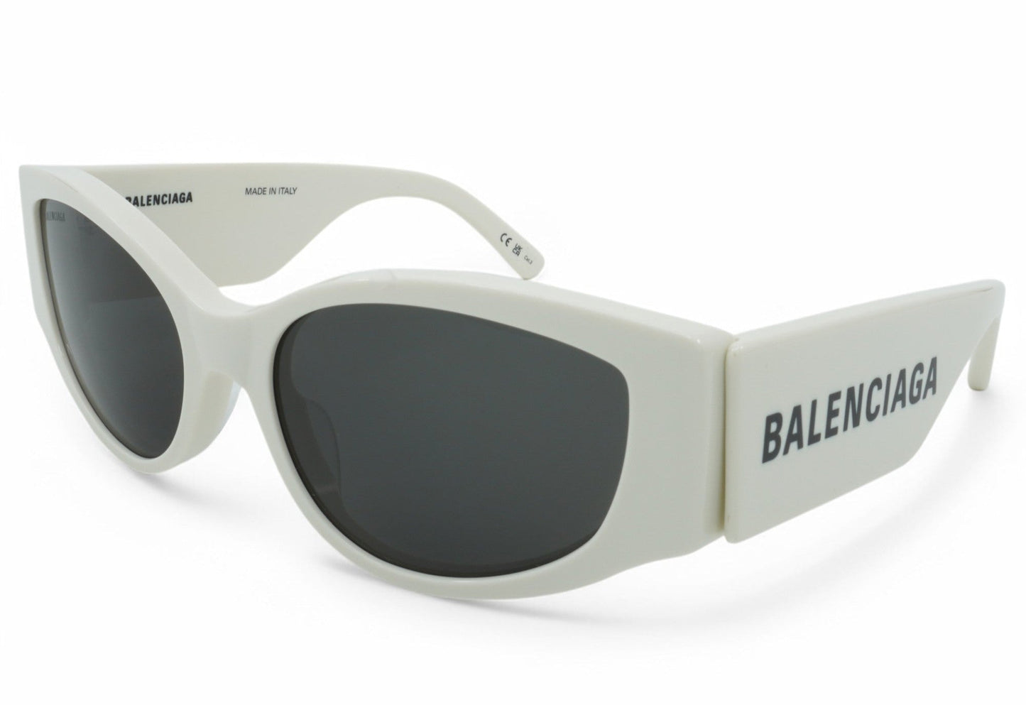 Women's Balenciaga Cat Eye Sunglasses - White