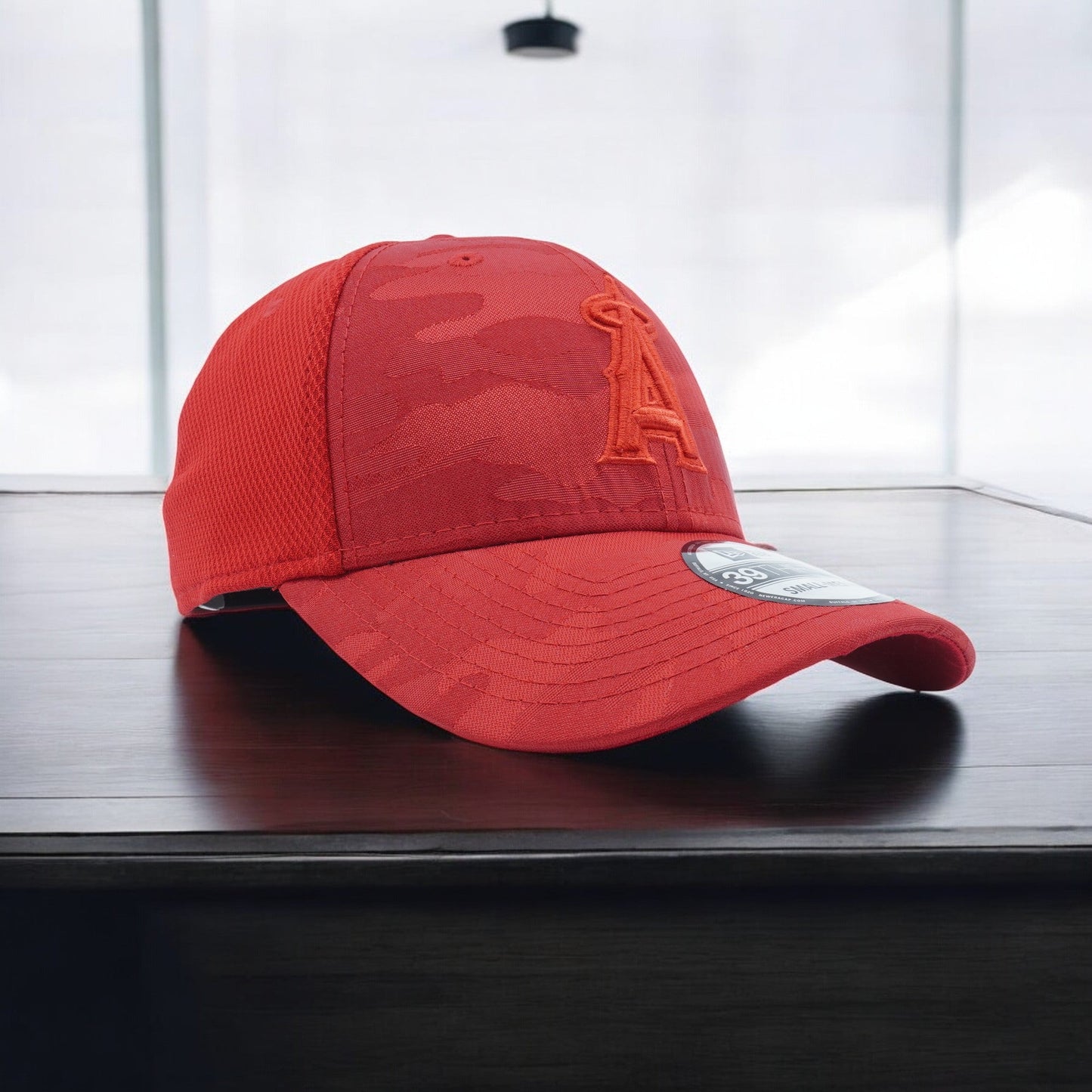 New Era Men's MLB Los Angeles Angels 3930 Strecth Fit Tonal Camo