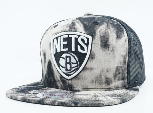 Mitchell & Ness Men's NBA Brooklyn Nets Acid Wash Denim Mesh Snapback