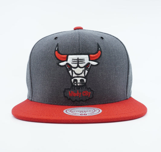Mitchell & Ness Men's NBA Chicago Bulls 2 Tone Dark Heather Snapback