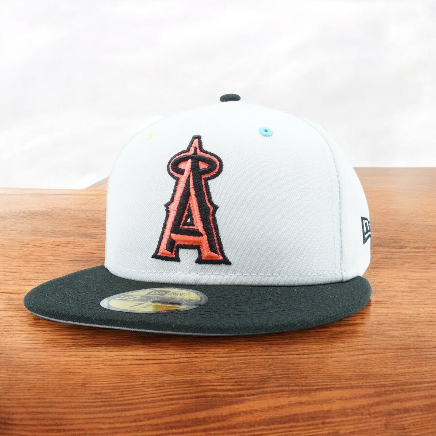 New Era Men's MLB Los Angeles Angels 5950 World Series 2002 Fitted