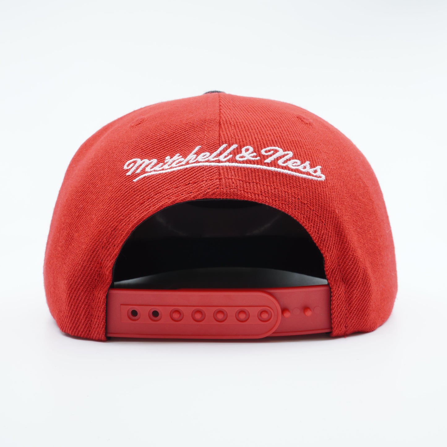 Men's Mitchell & Ness NBA Atlanta Hawks Core Basic Snapback