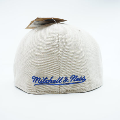 Mitchell & Ness Men's NBA Golden State Warriors Off White Cream Oxford Fitted Fitted Caps