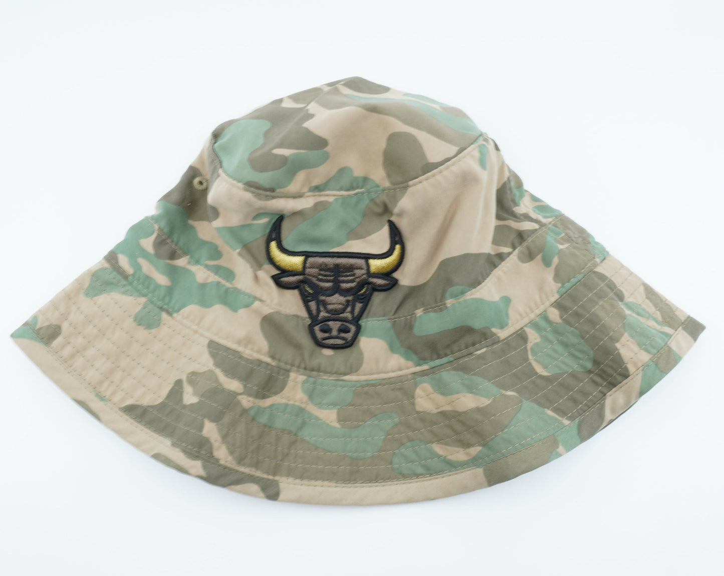 Mitchell & Ness Men's NBA Chicago Bulls Camouflage Ambush Bucket Hat Hats