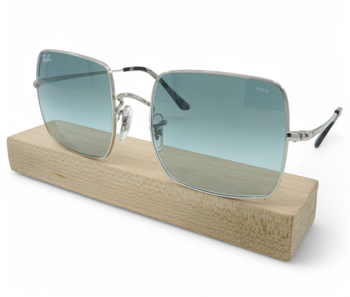 Up to 67% off on Ray-Ban Sunglasses