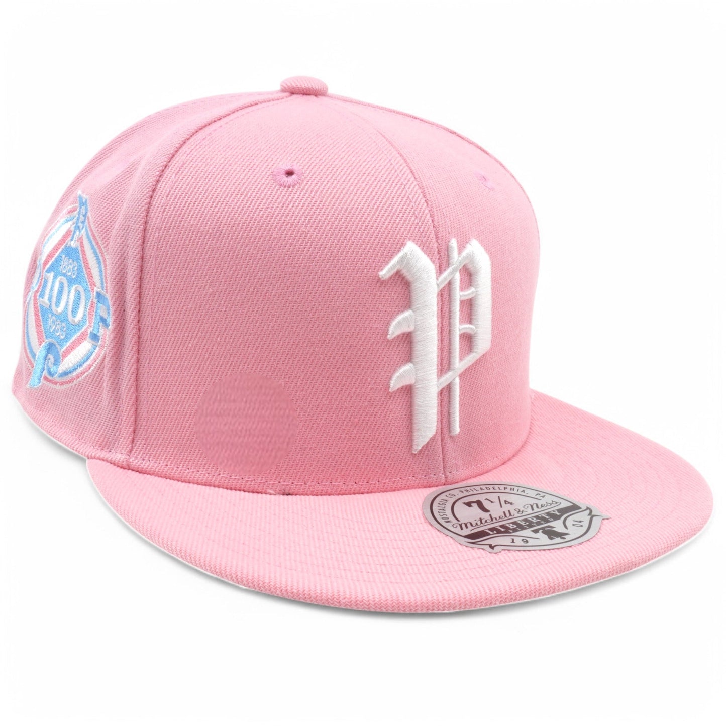 Mitchell & Ness Men's MLB Team Evolution Fitted Phillies 1983 Fitted Caps