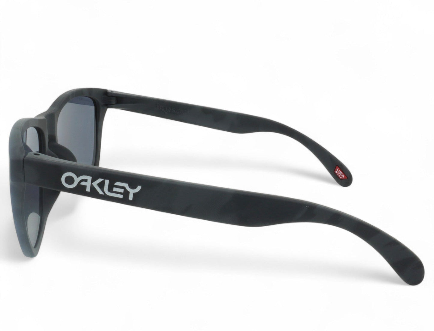 Oakley Frogskins A Sunglasses