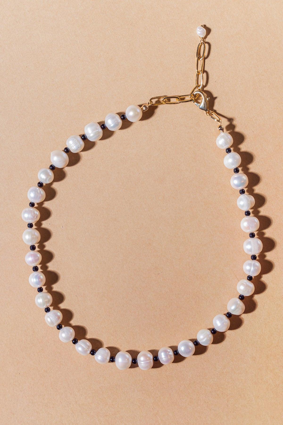 Lou Pearl Necklace