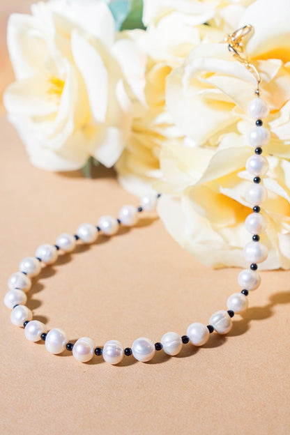Lou Pearl Necklace
