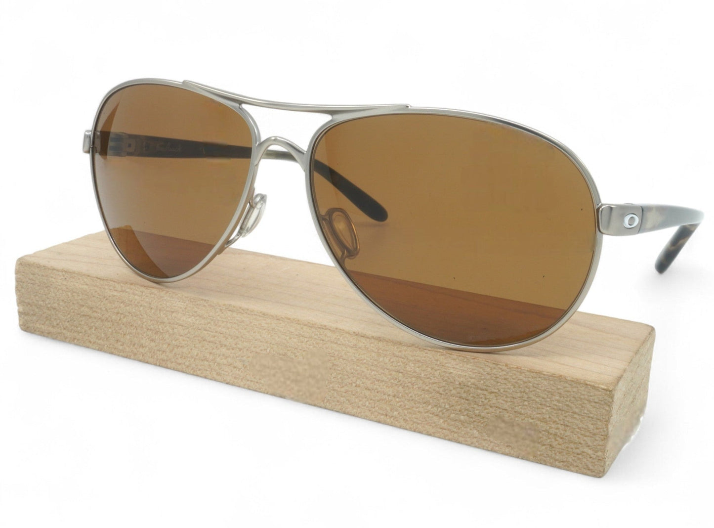 Oakley Women's Feedback Sunglasses