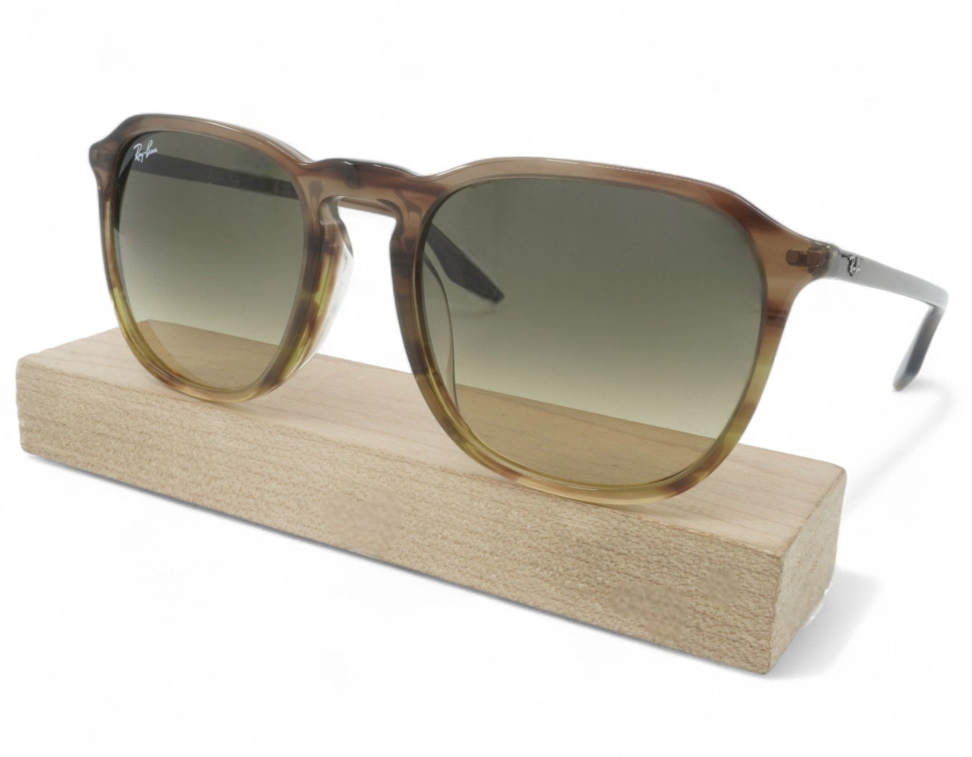 Striped Brown Gradient Green-