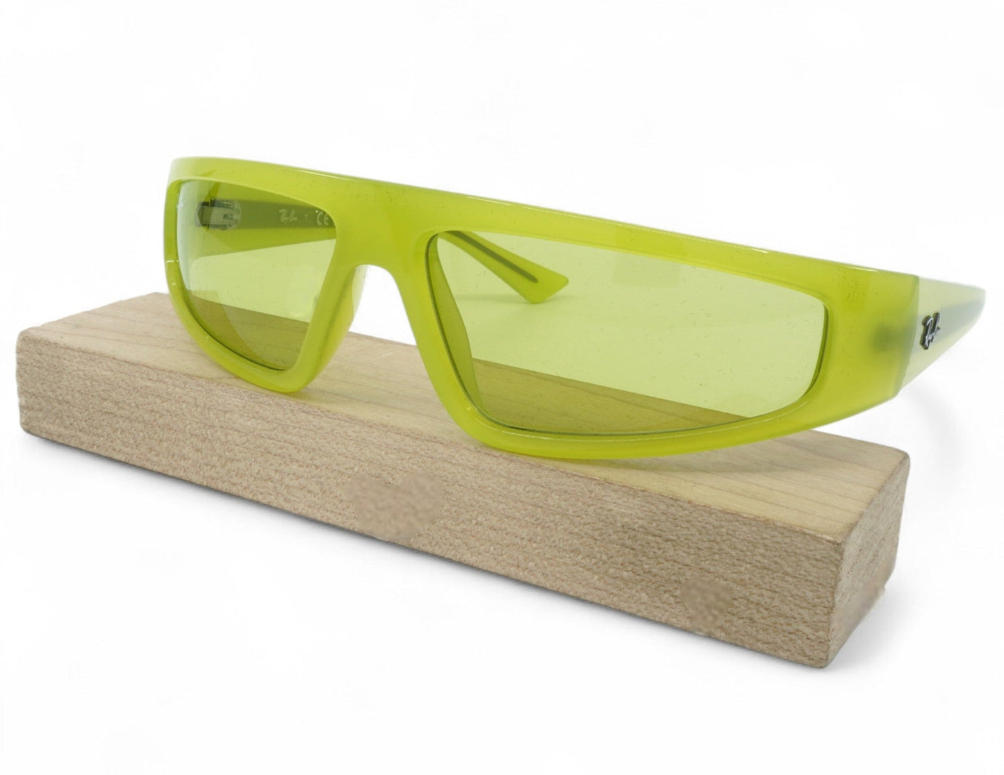 Ray-Ban Ray Ban Izaz Sunglasses